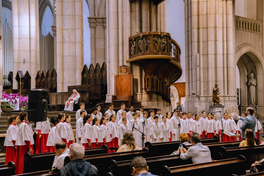2024-11-22-canarinhos-itabirito-catedral-sé-fotos-íris-zanetti-172