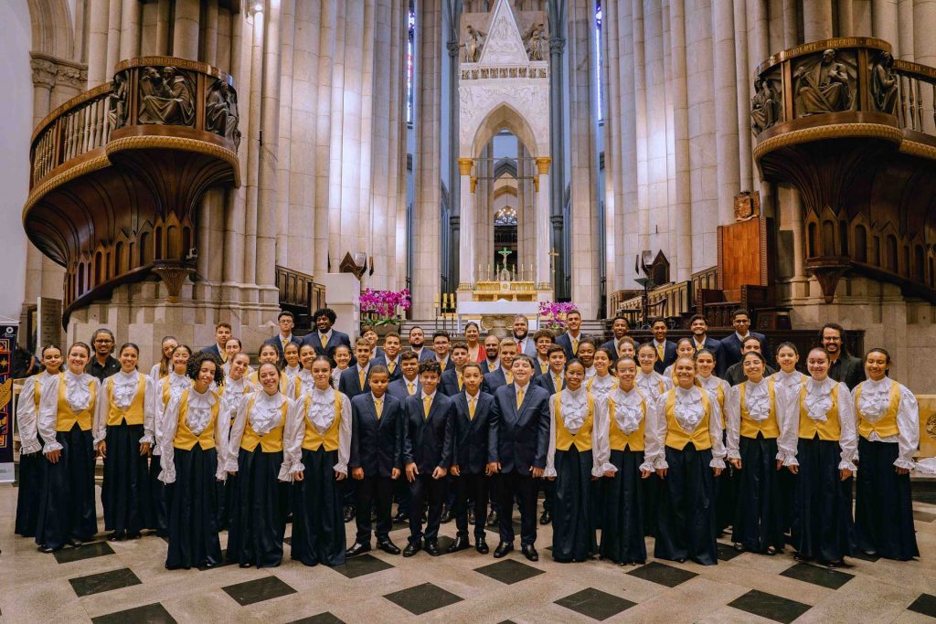 2024-11-22-canarinhos-itabirito-catedral-sé-fotos-íris-zanetti-257