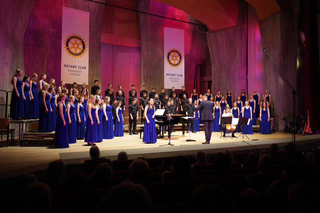 Canarinhos de Itabirito recebe Neuer Kammerchor em sua Turnê pelo Brasil